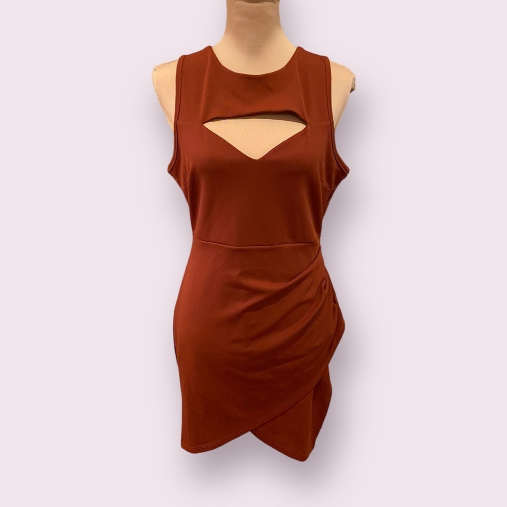 Fashion Nova | Women’s | Copper Marie Keyhole Dress | Size: XL
